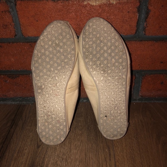 Beige Canvas TOMS - Picture 3 of 4